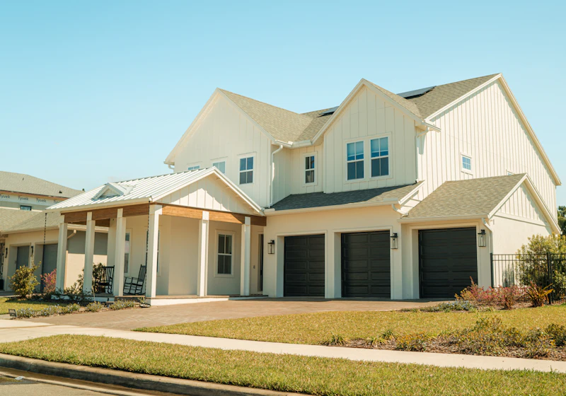 Standalone villa with driveway for truck access